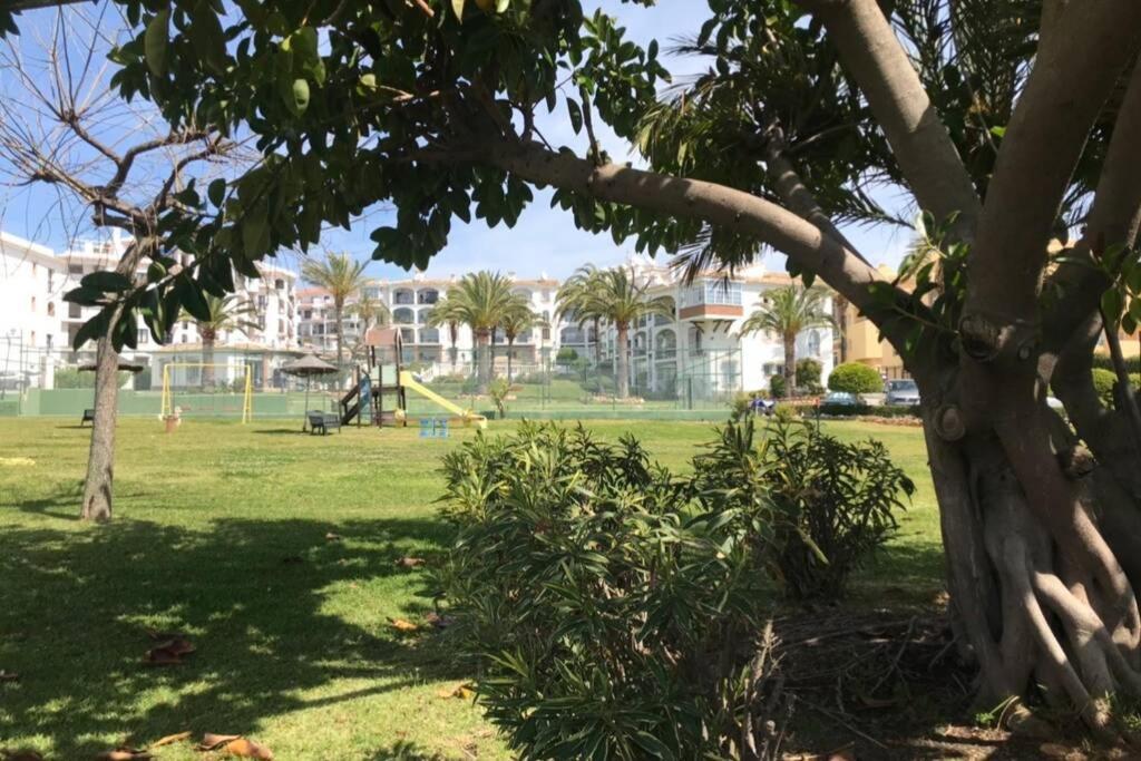 Вилла Bungalow Sea View, Pool, Tennis, Beach 5Min Walk Михас Экстерьер фото